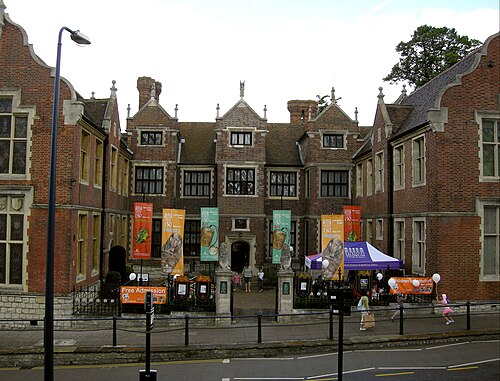 Maidstone Museum & Bentlif Art Gallery